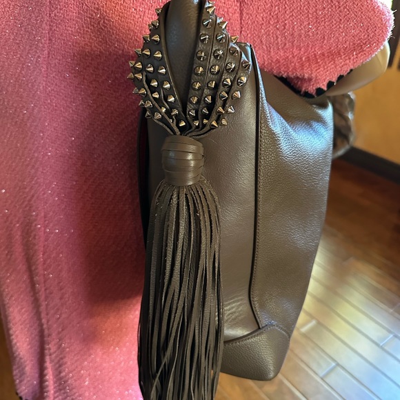 Gorgeous Christian Louboutin Eloise Tassel Hobo Shoulder Bag - Picture 4 of 16